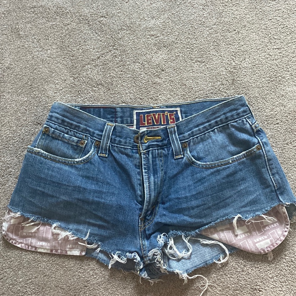 Vintage low rise Levi cutoffs